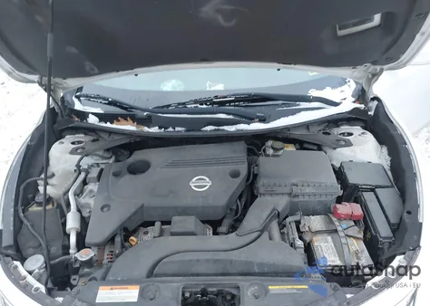 2015 Nissan Altima 2.5/2.5 S/2.5 Sl/2.5 Sv из США, поврежденный, VIN 1N4AL3AP3FN332881